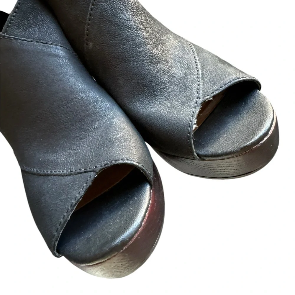 Lucky Brand Black Leather Wood Platform Shoes